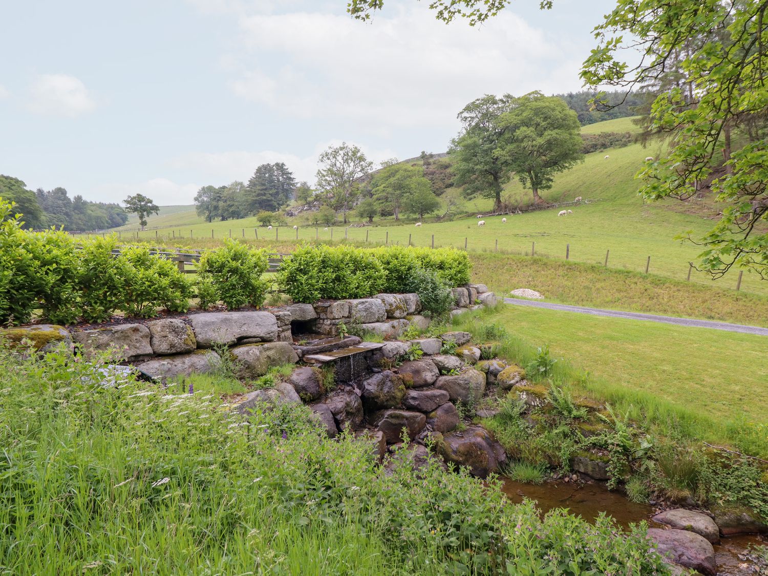 Ty Gwyn, Wales
