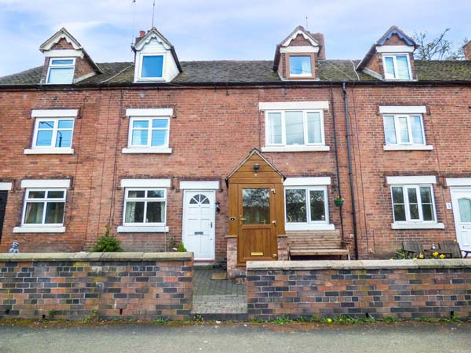 4 Railway Terrace, Peak District