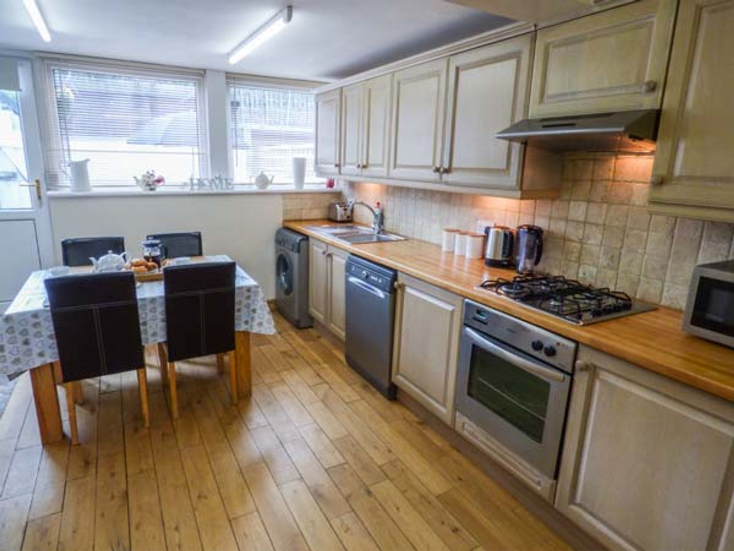 4 Railway Terrace, Peak District