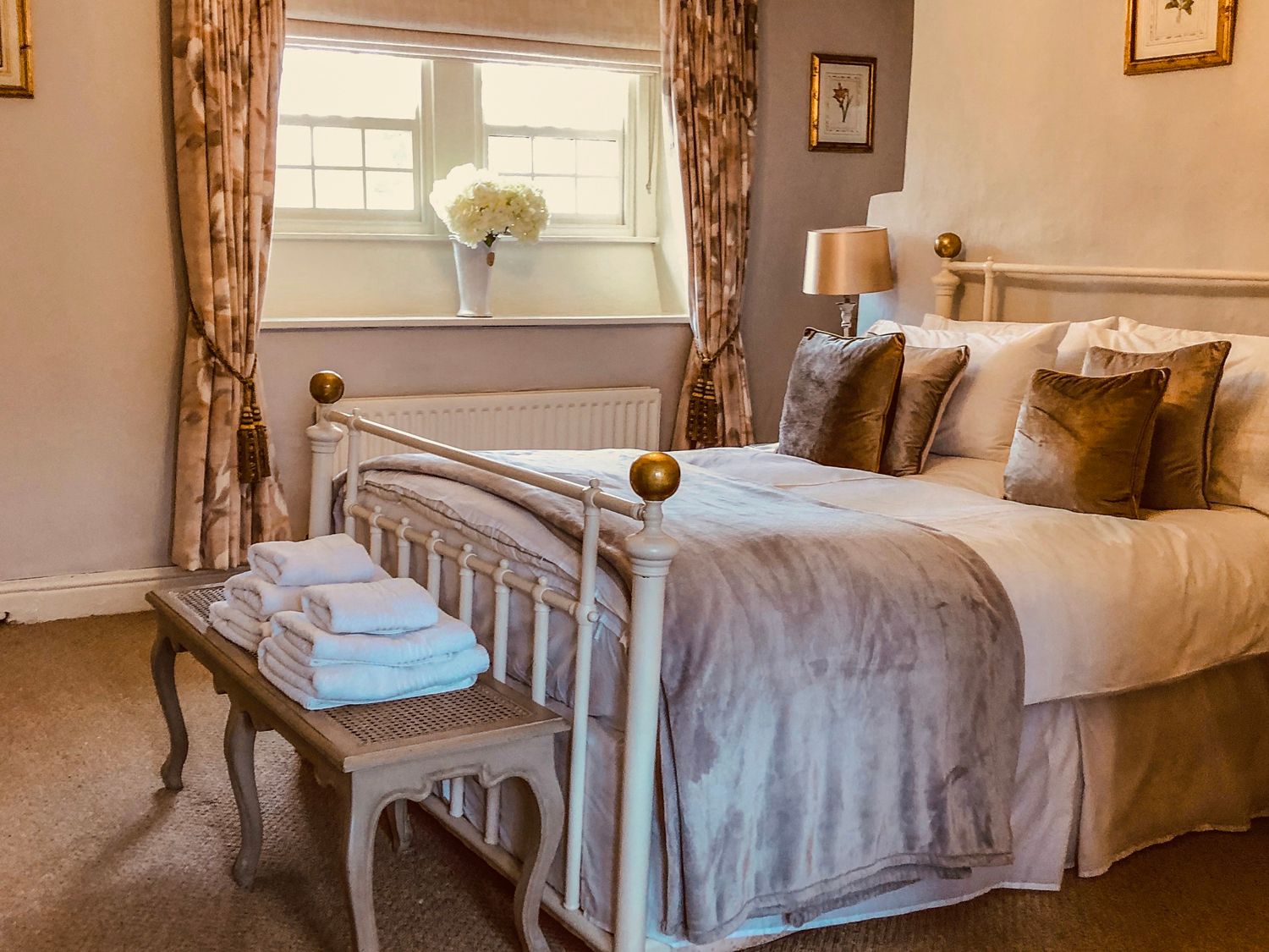 Hilltop House, Starbotton North Yorkshire England Hot Tub