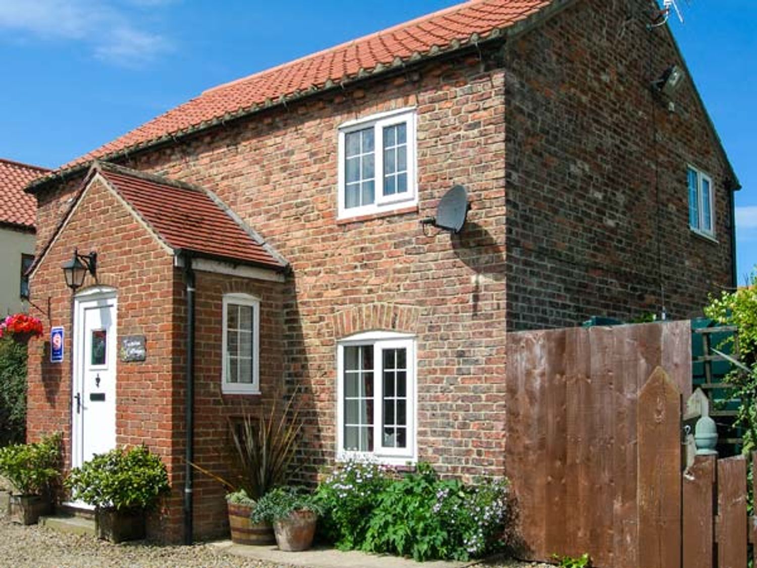 Photo of Jasmine Cottage Dalton near Thirsk ( Ref 921291 ) Holiday cottage near Thirsk North Yorkshire sleeps five guests