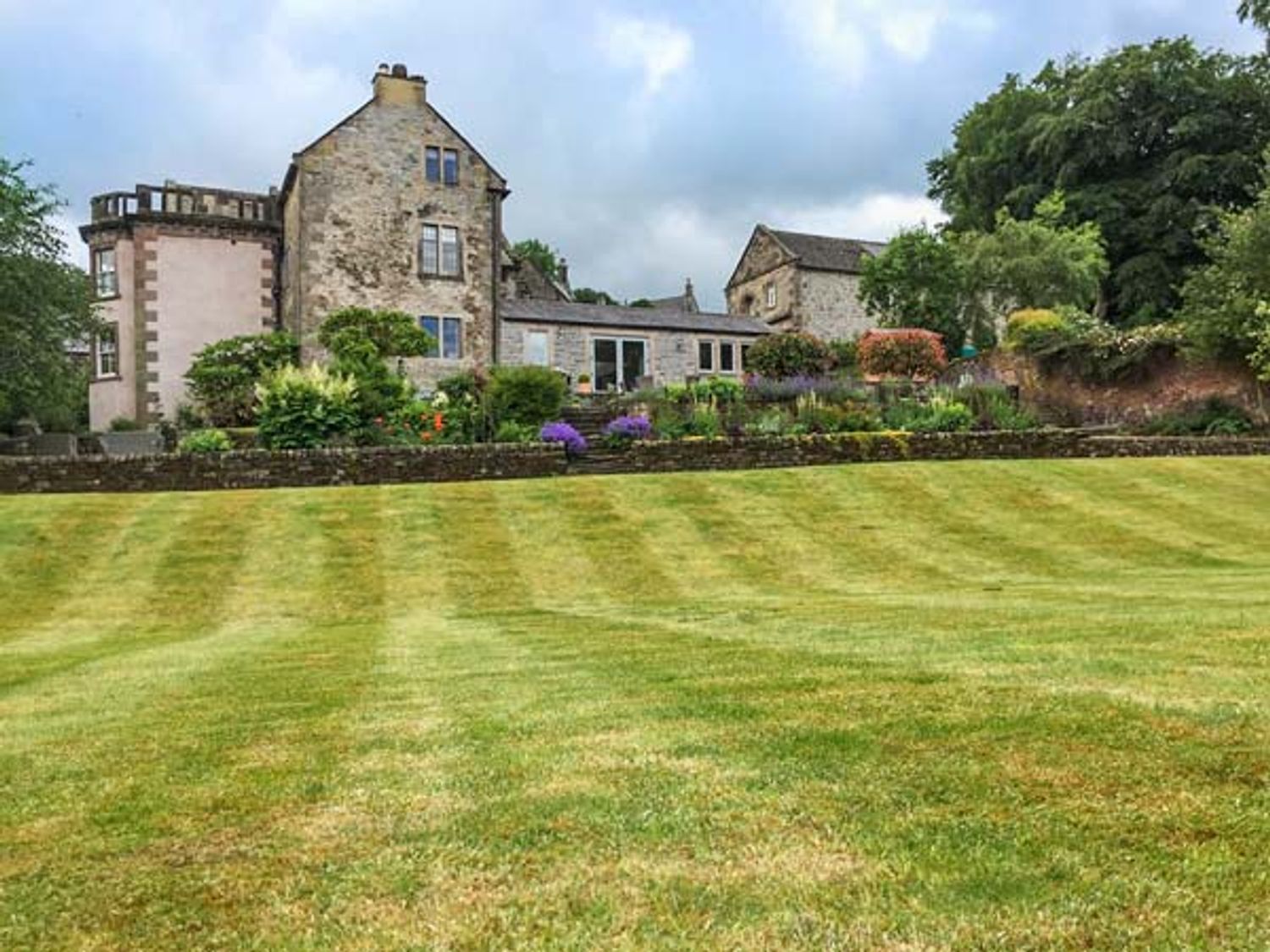 Bank House, Peak District Derbyshire England Cottages For Couples