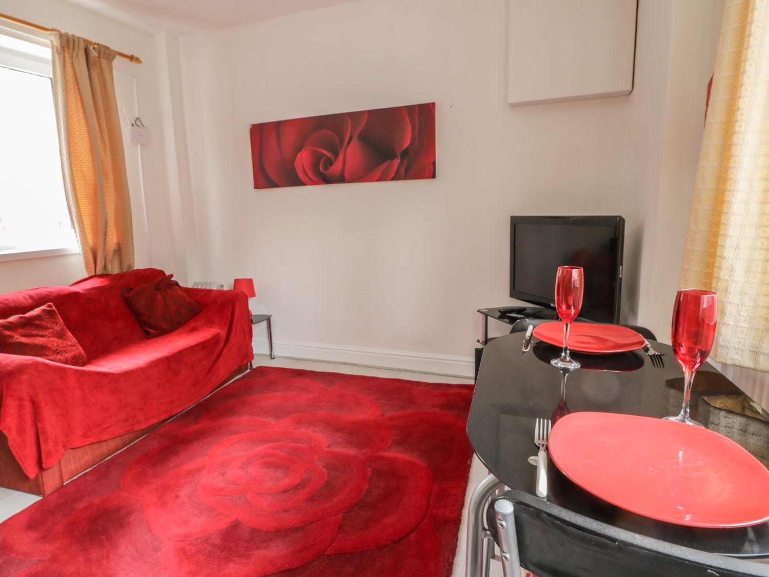 Cupid's Cottage Bridlington Bessingby North York Moors And Coast