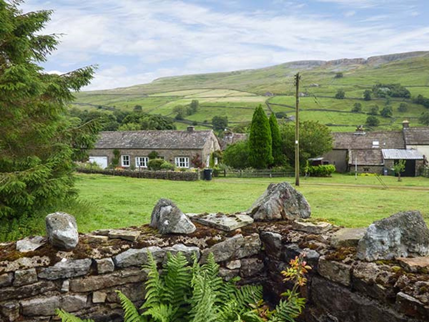 Aros Langthwaite ( Ref 923134 ) Rent Langthwaite holiday cottage sleeps 4 guests