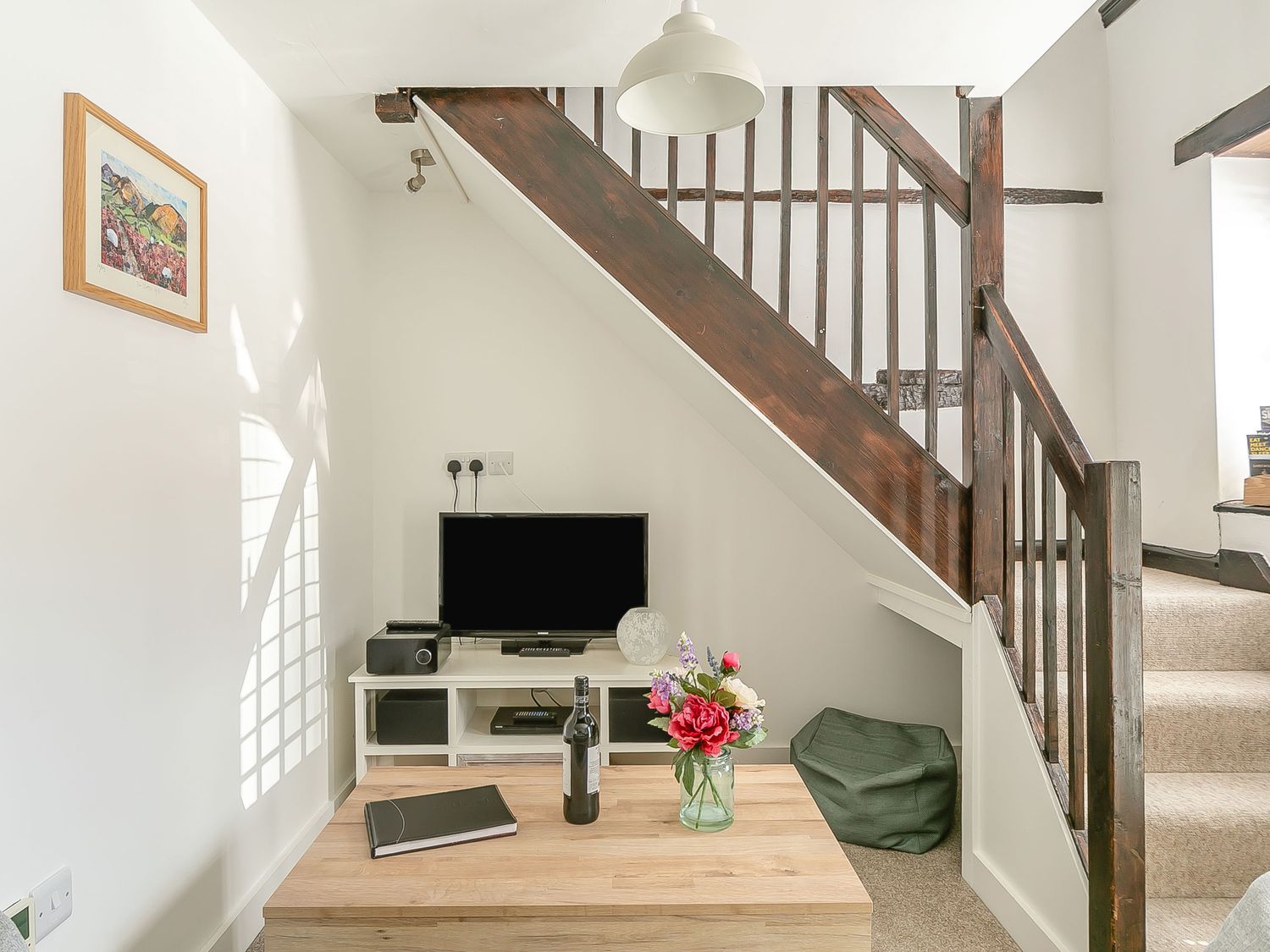 2 Bank Farm Mews, Heart of England