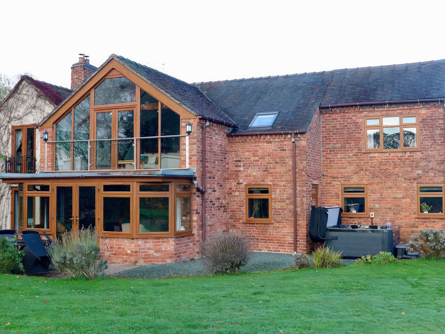 Lake View Cottage, Heart of England 