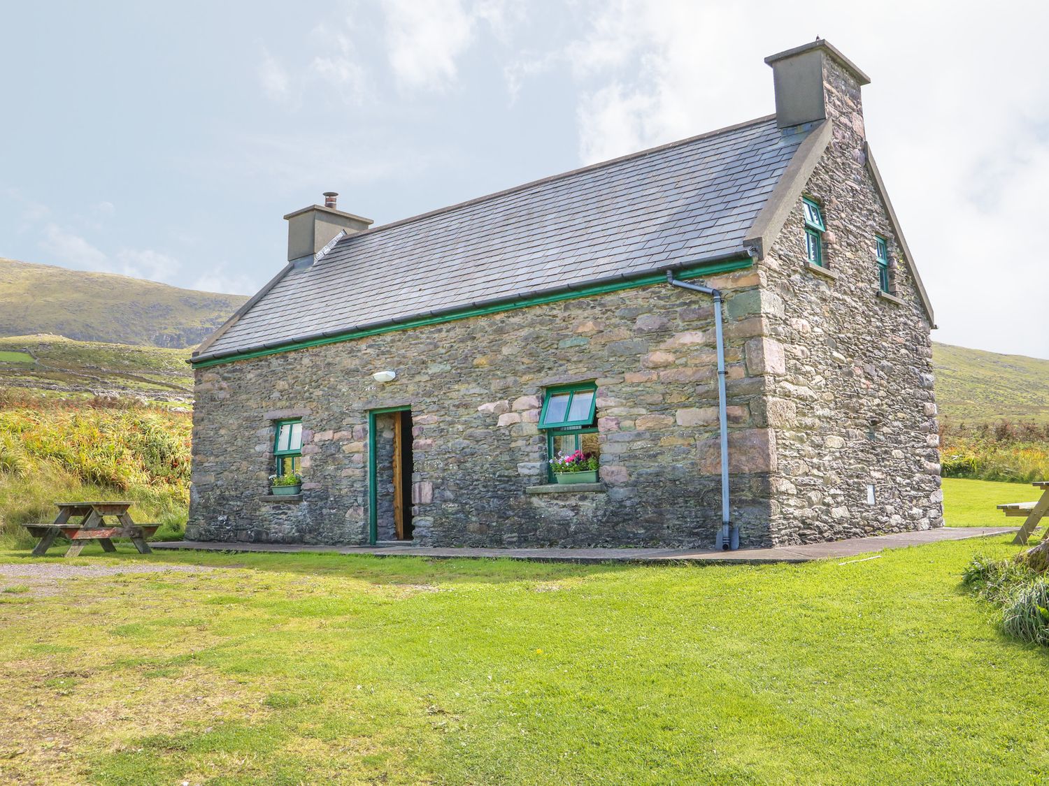 An Nead - County Kerry - 9259 - photo 1