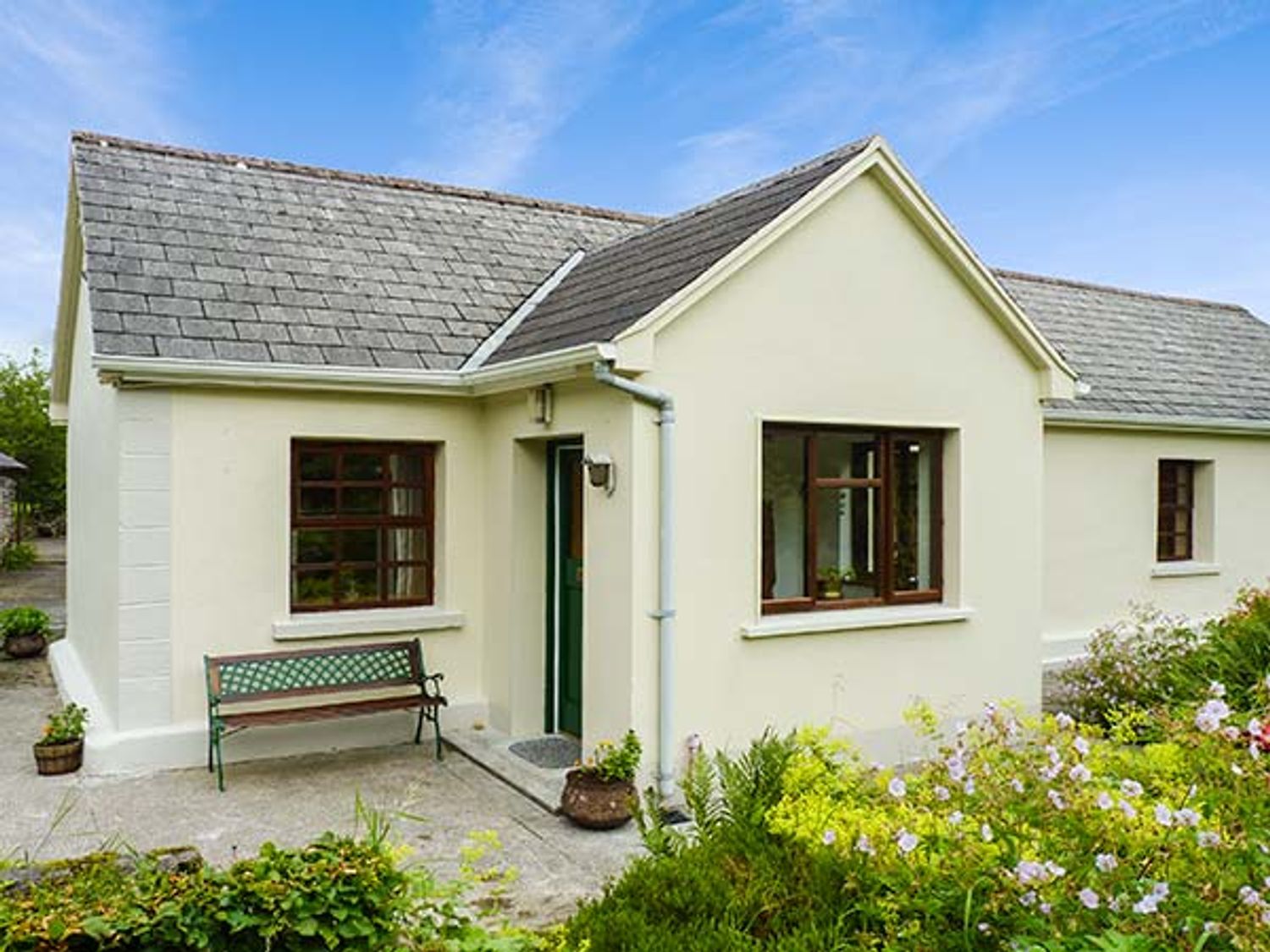Hawthorn Farm Cottage - County Sligo - 926560 - photo 1