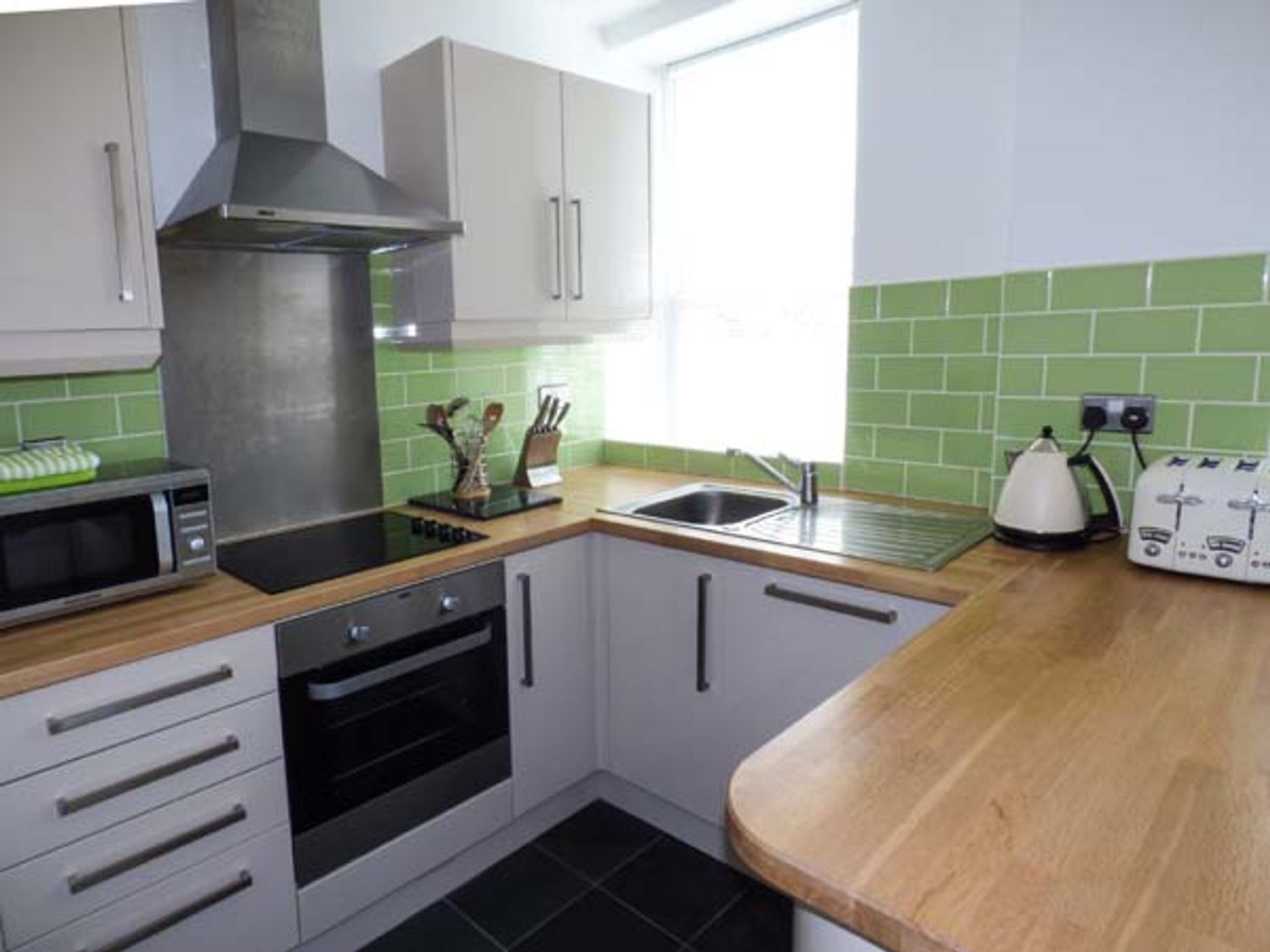 Y Castell Apartment 2, Wales