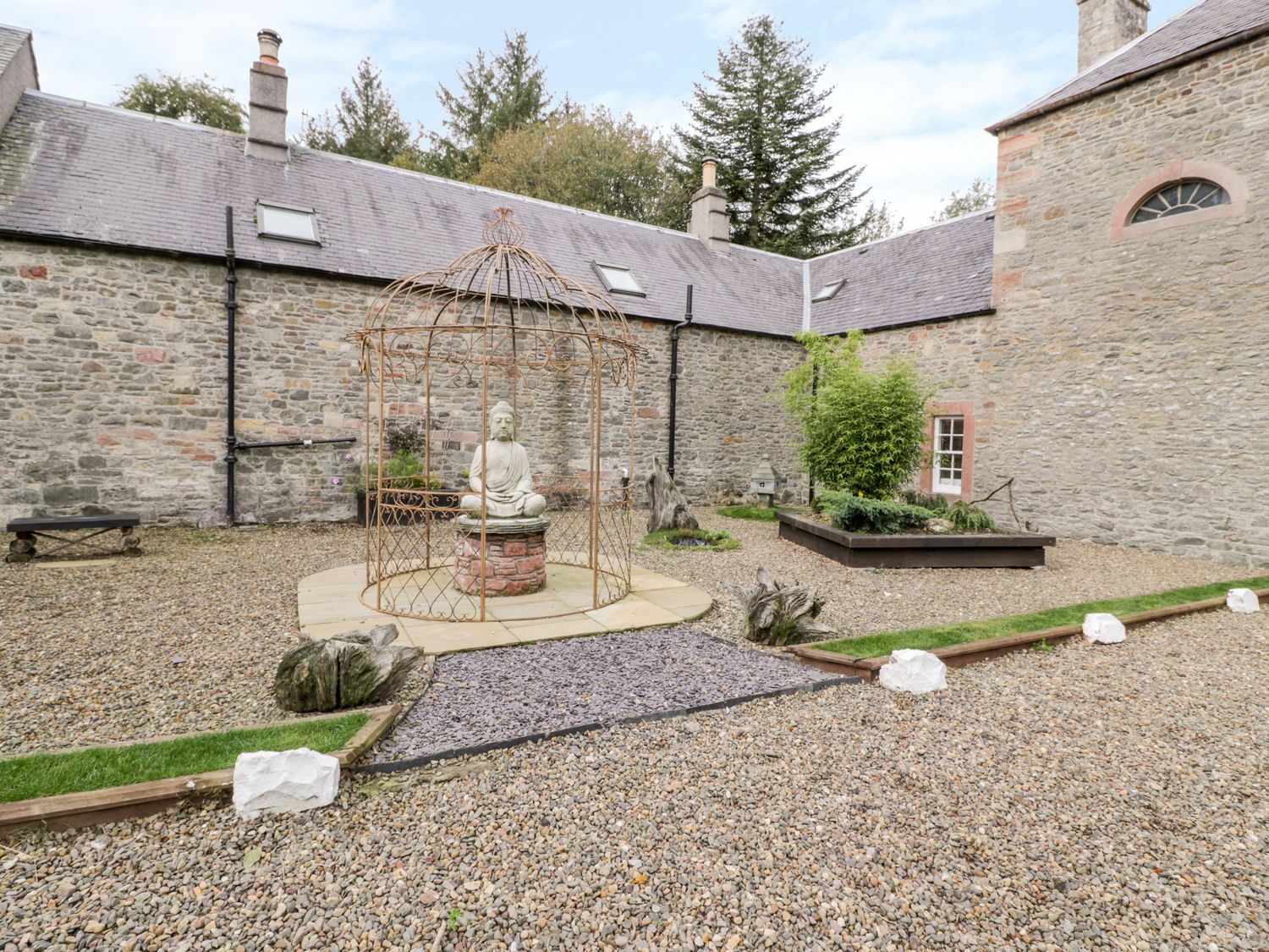 1 Linthill Cottages, Scotland