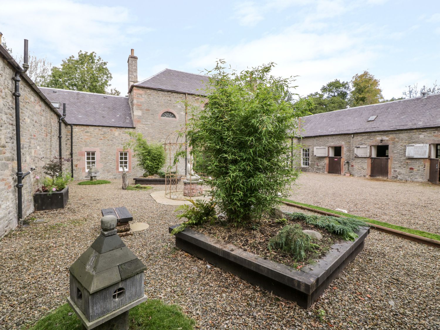 1 Linthill Cottages, Scotland