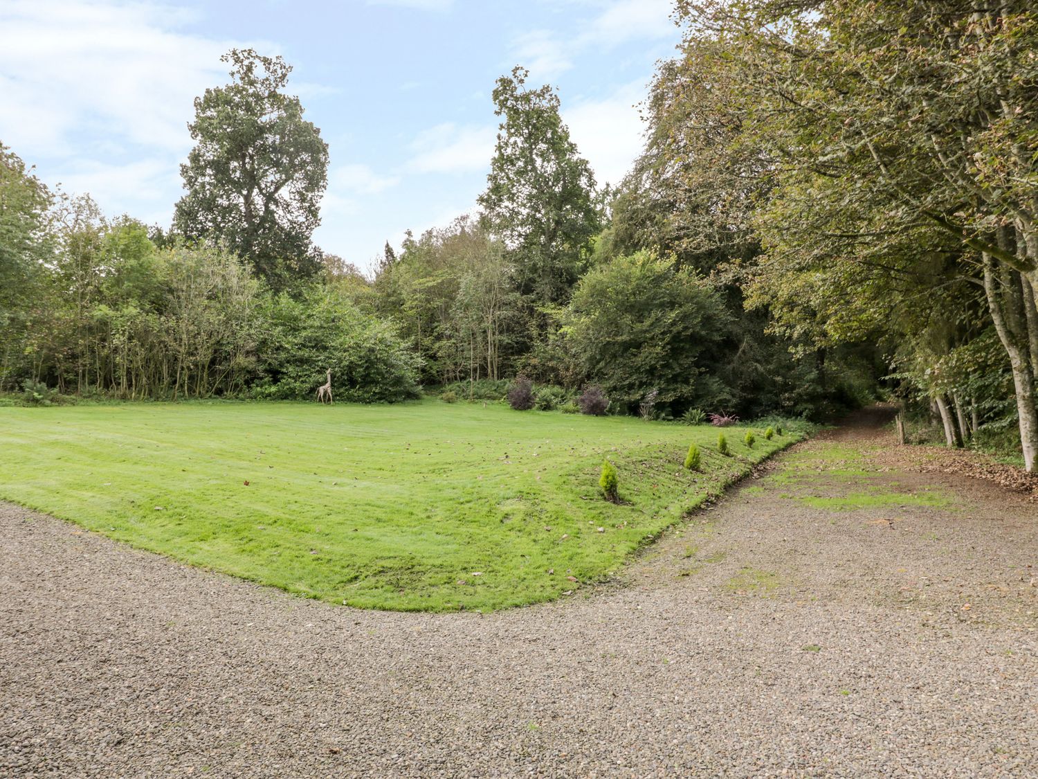 1 Linthill Cottages, Scotland