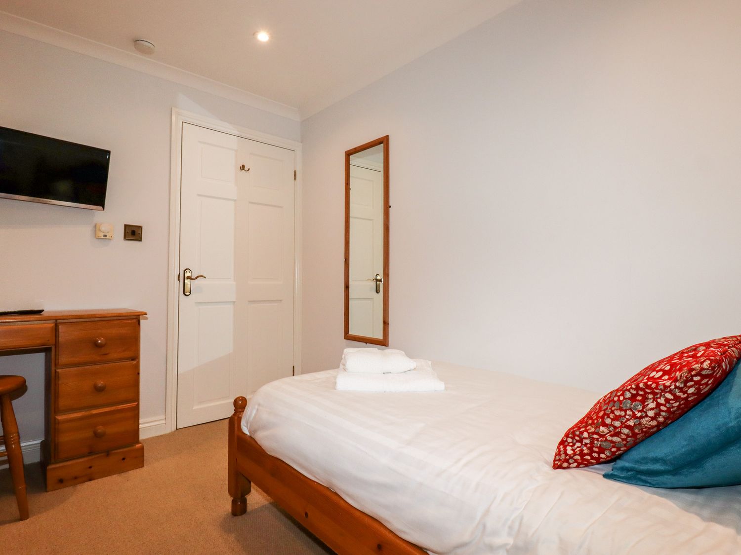 4 Beachcombers Apartment, Cornwall