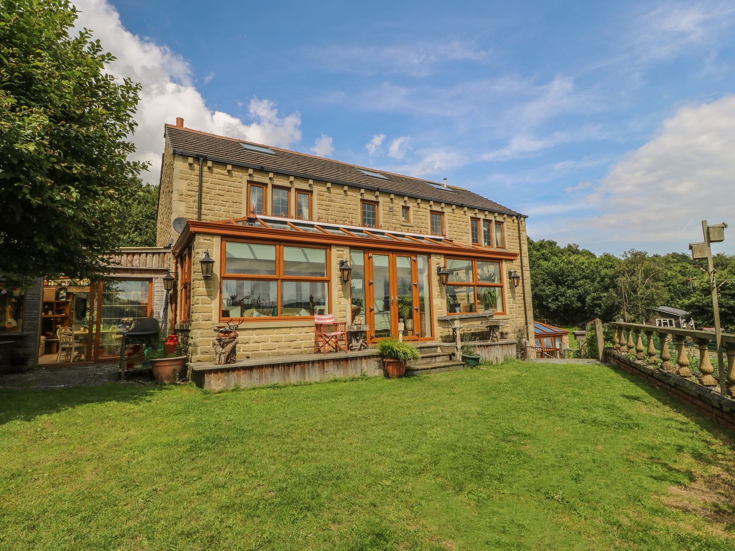 Oak Villa
