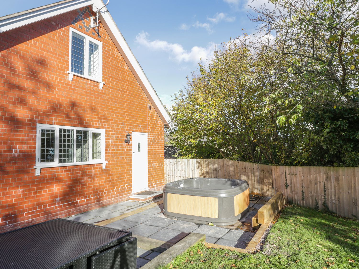 Douglas Cottage, Wales