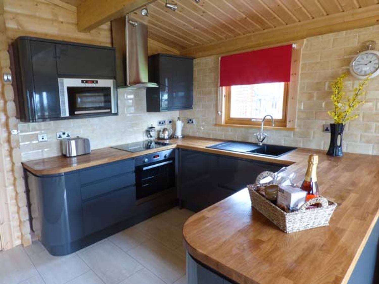 Heathcliff Lodge, North Yorkshire Moors & Coast