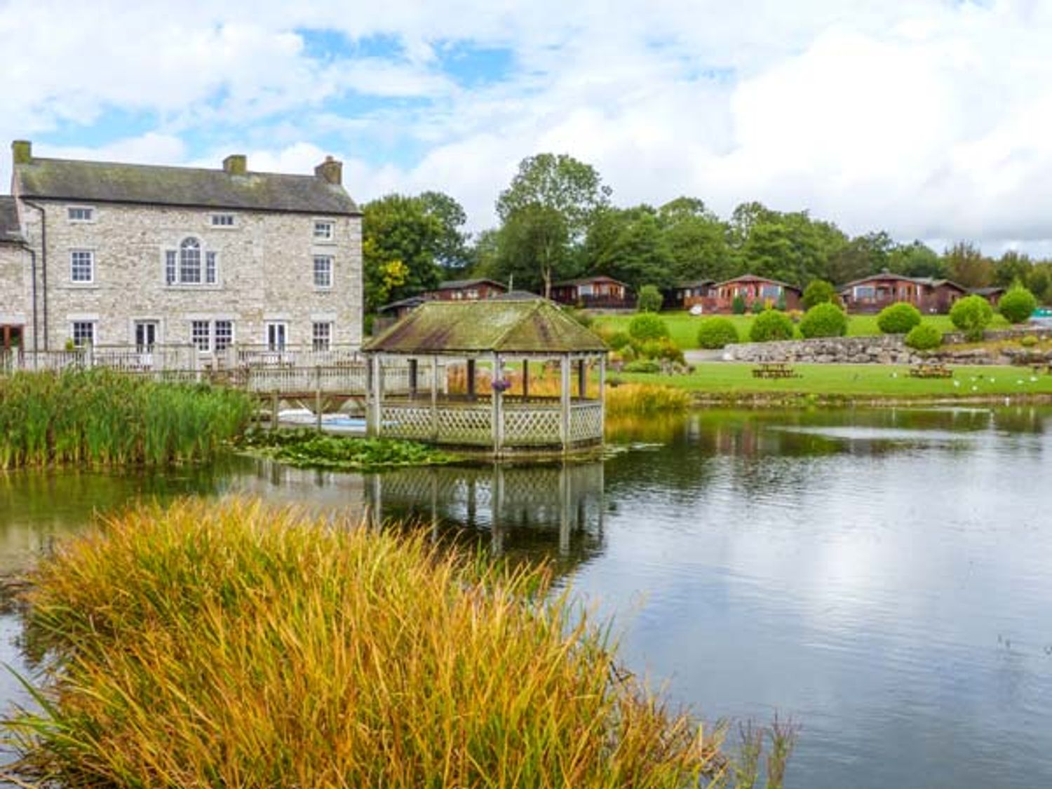 Brook Edge Lodge, South Lakeland Leisure Village