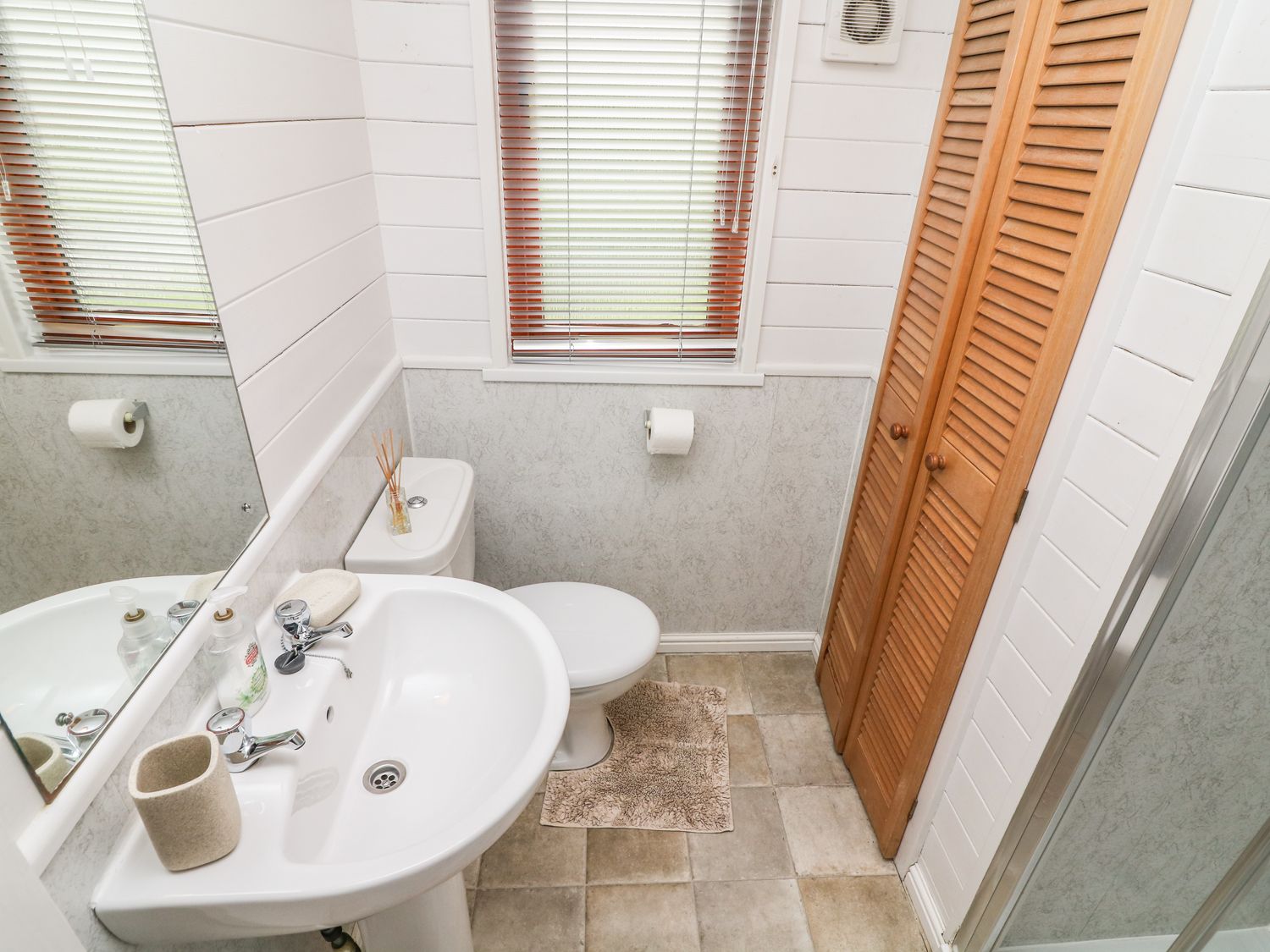 Brook Edge Lodge, South Lakeland Leisure Village