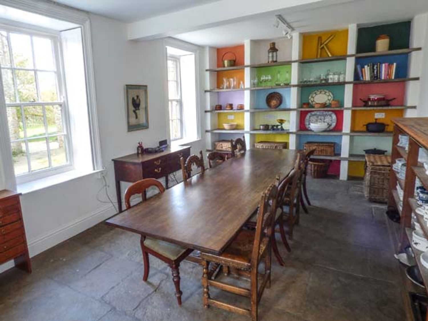 West Burton Holiday Cottage Sleeps 12 - Flanders Hall West Burton ( Ref 928840 ) Rent West Burton Self catering accommodation in North Yorkshire