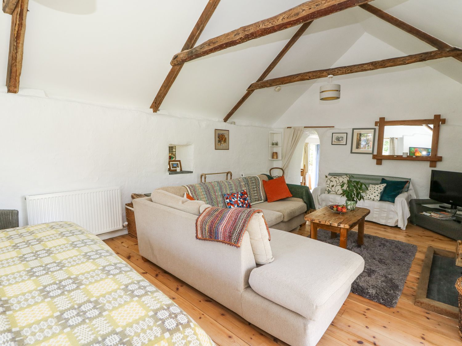 Hawthorn Cottage, Wales