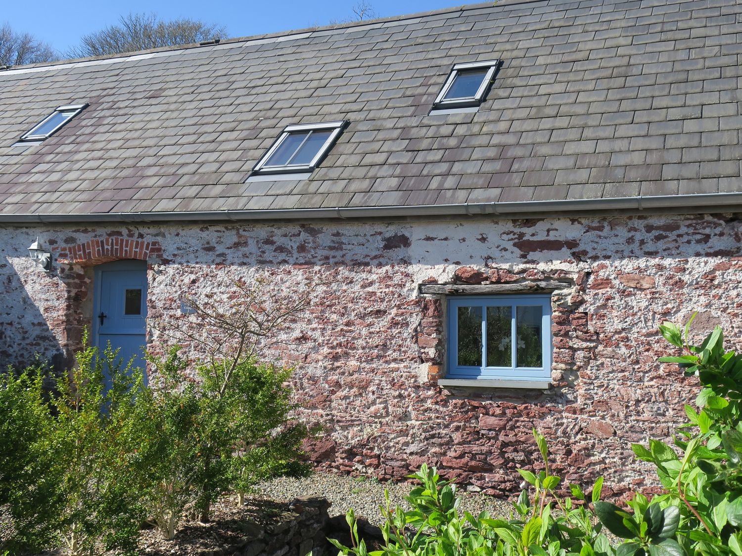 SWALLOWS COTTAGE, Pembrokeshire