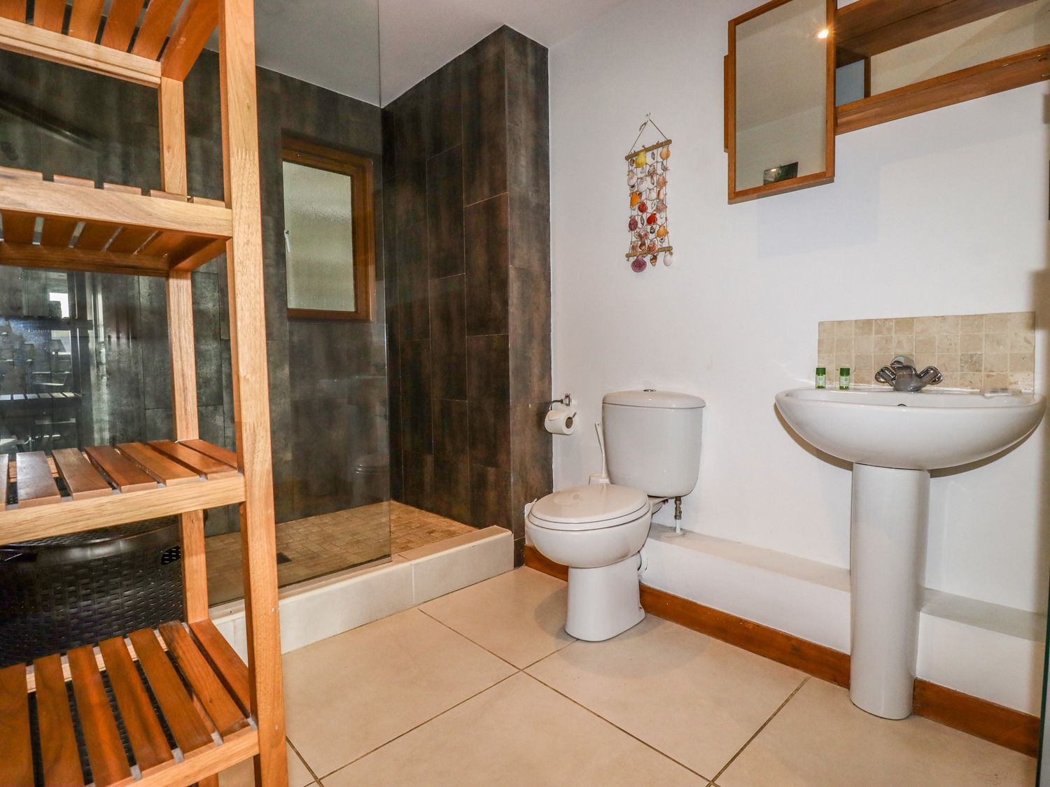 White Lodge Apartment, Cornwall