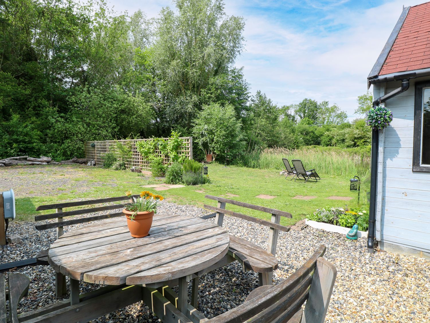 Dragonfly Lodge, Norfolk