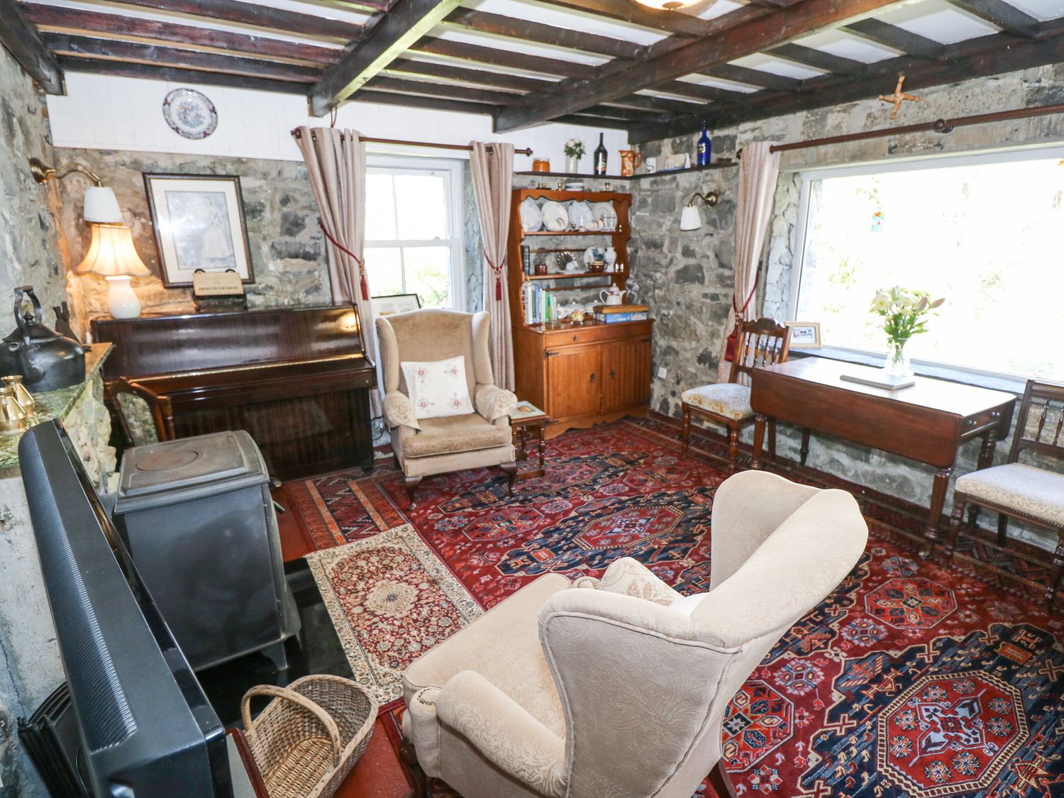 Dun na Ron, Oughterard, County Galway
