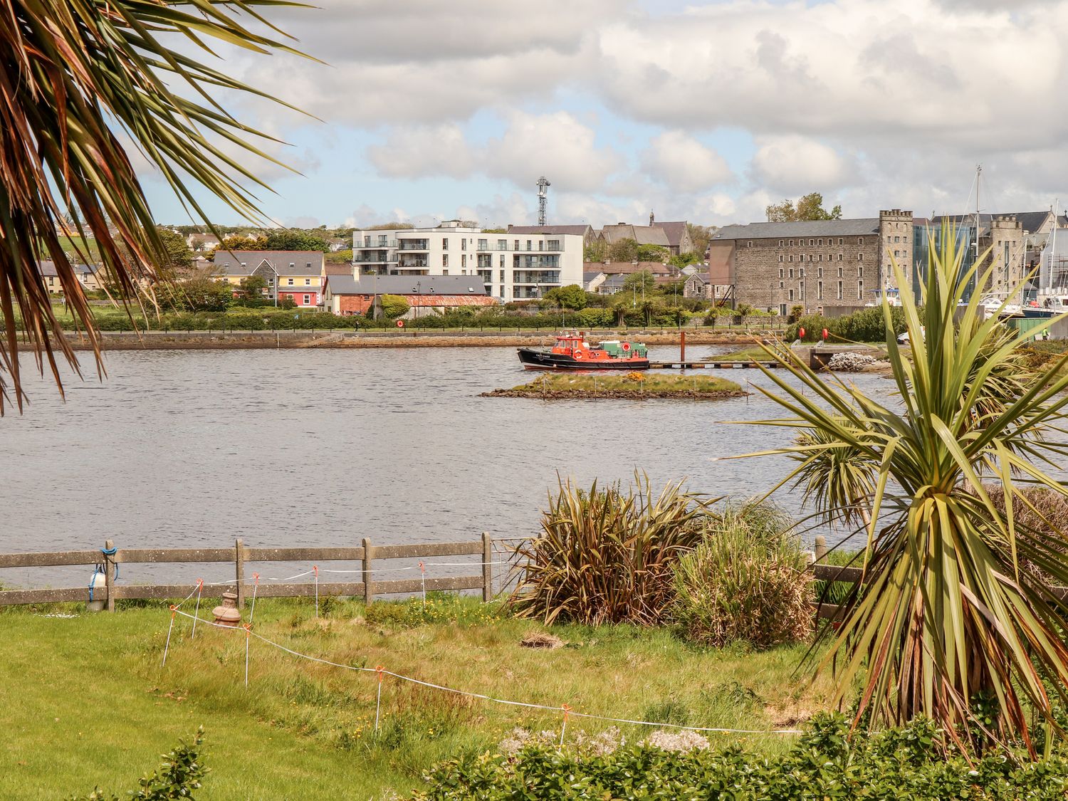 Ferry Lodge Cottage, Ireland