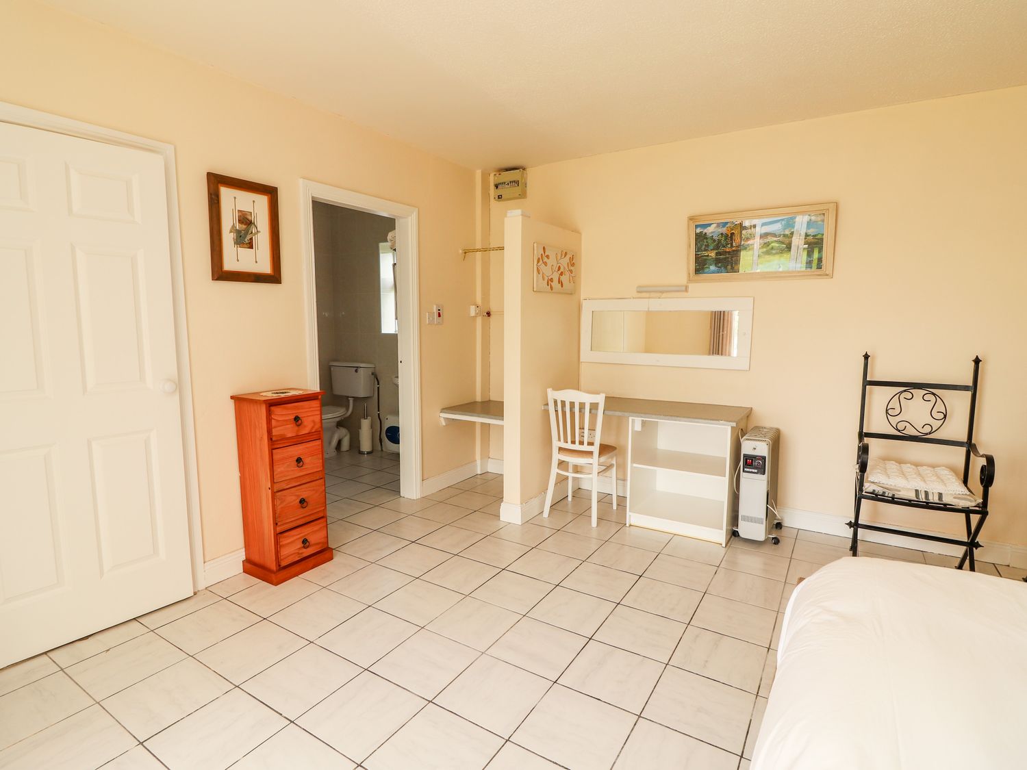 Ferry Lodge Cottage, Ireland