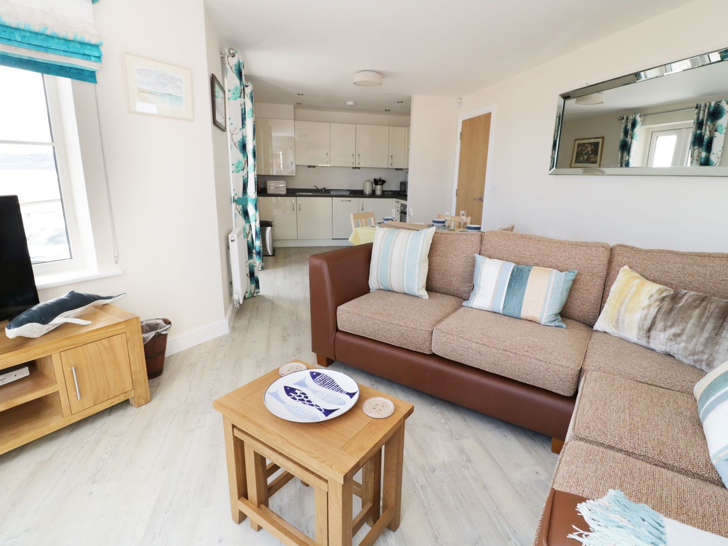 Ocean View Apartment Rhosonsea Llandrilloynrhôs Self Catering