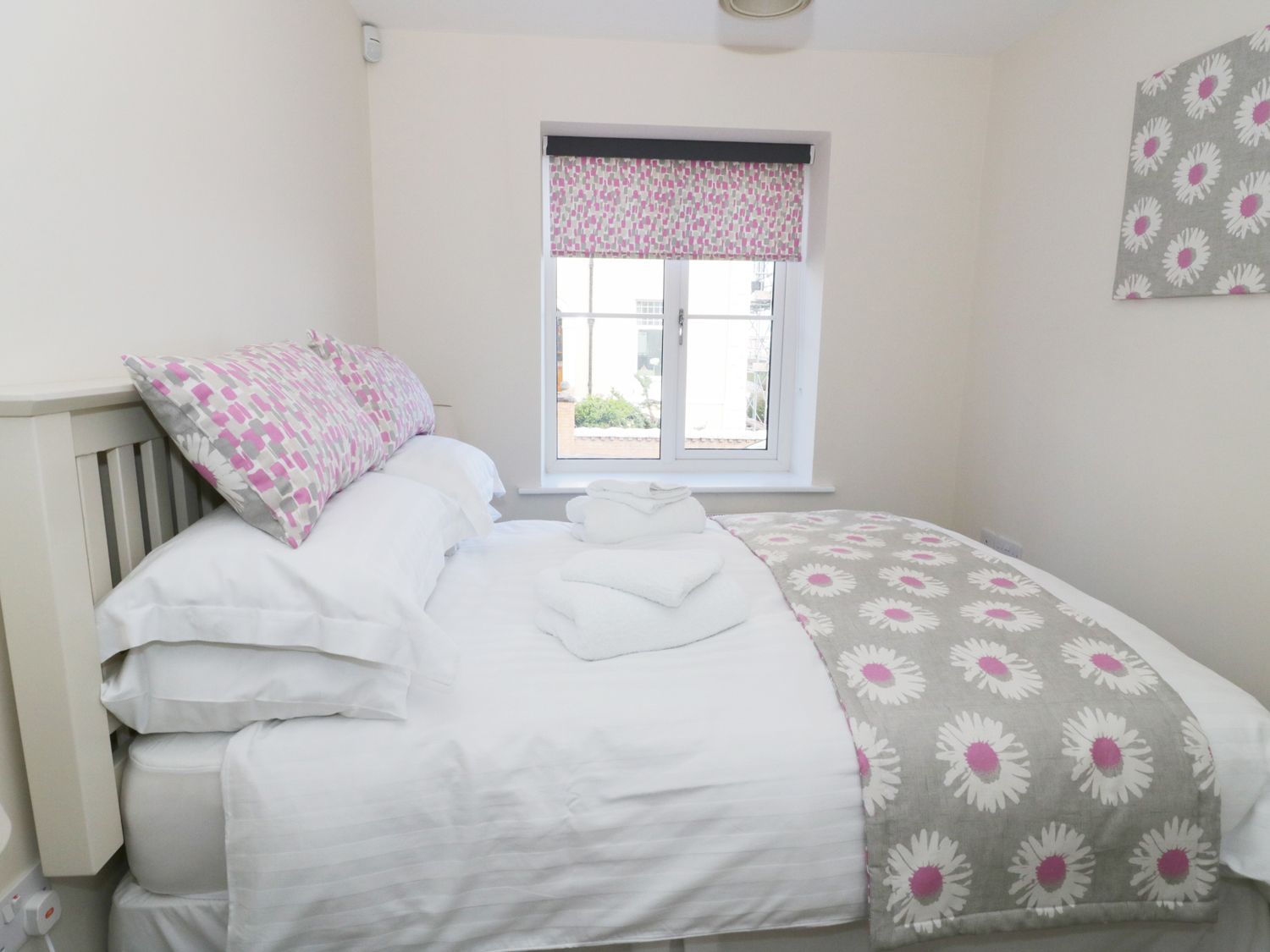 Ocean View Apartment Rhosonsea Llandrilloynrhôs Self Catering