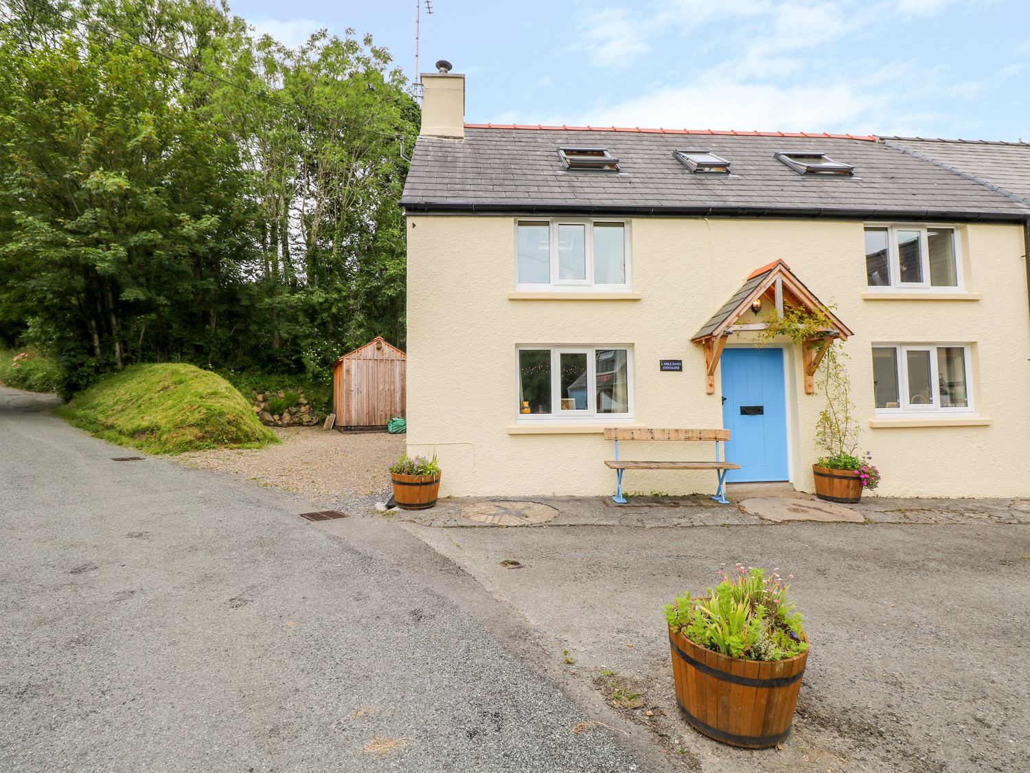 1 Mill Farm Cottages, Pembrokeshire