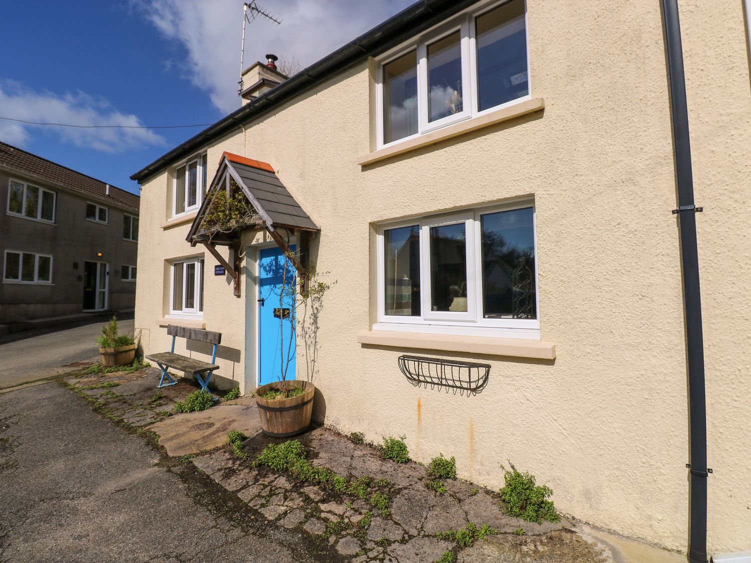 1 Mill Farm Cottages, Narberth