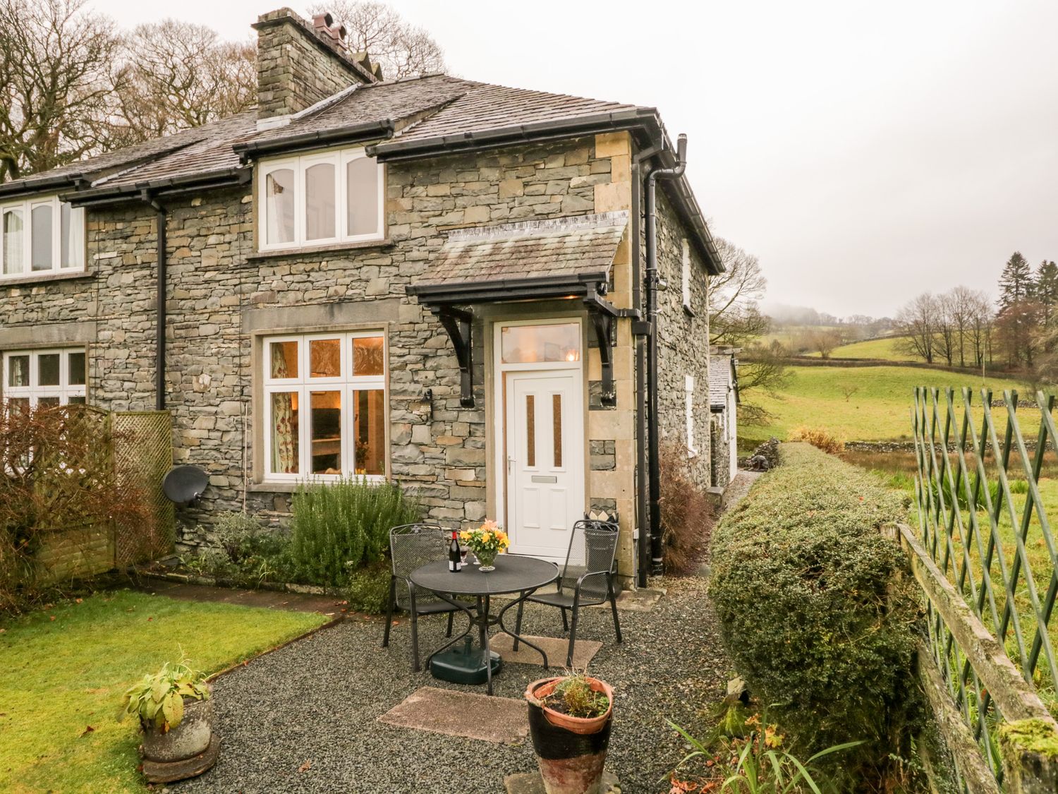 lake district cottages for 2