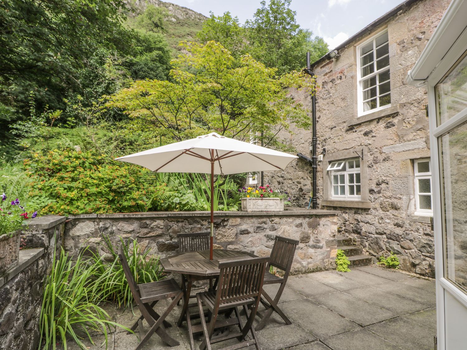 Property photo 24 of 25