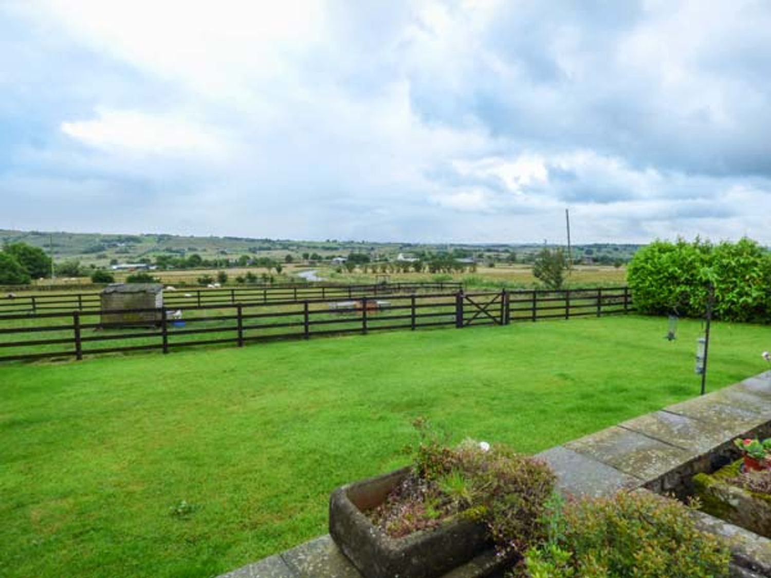 Lark's Rise Cottage, Peak Distrcit
