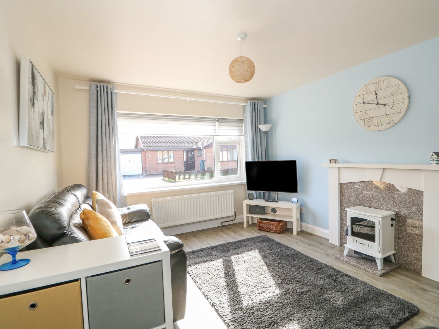Eastbreeze, Sutton-On-Sea