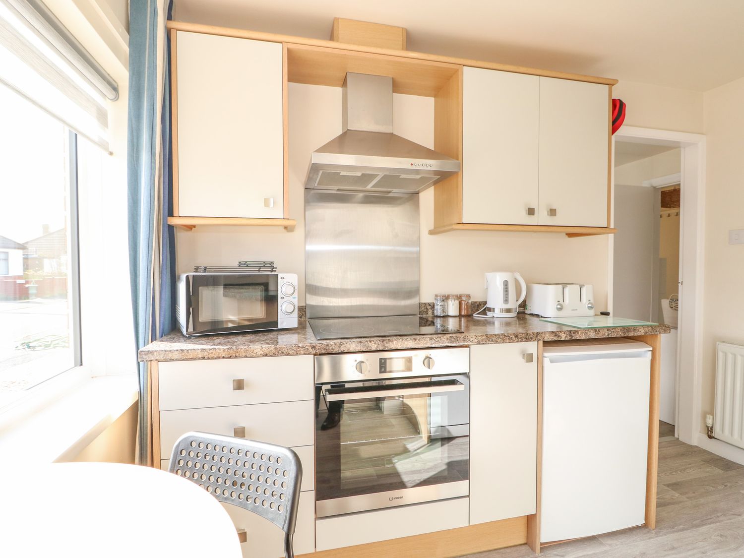 Eastbreeze, Sutton-On-Sea