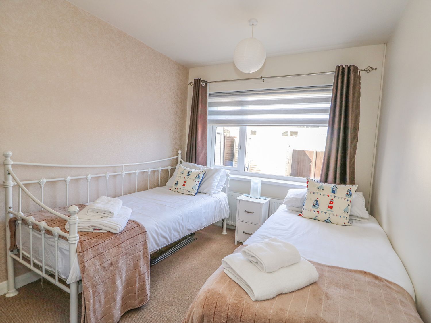 Eastbreeze, Sutton-On-Sea