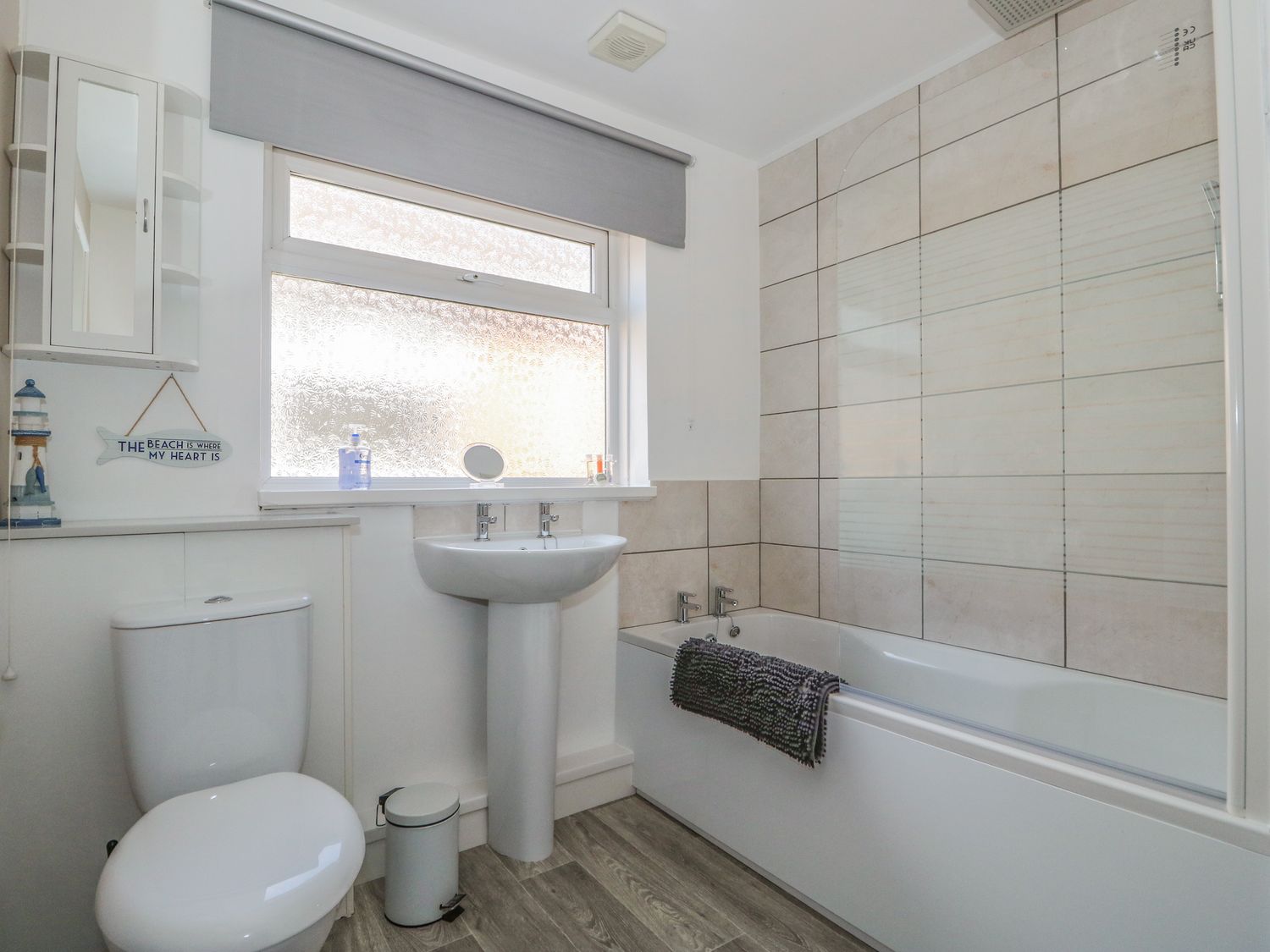 Eastbreeze, Sutton-On-Sea