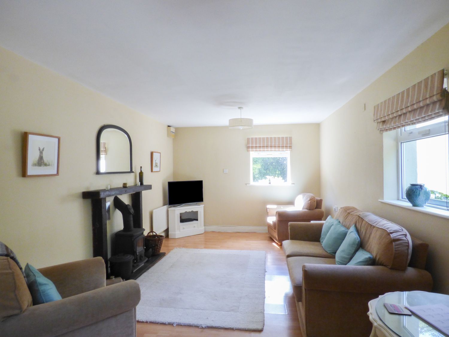 Property photo 2 of 8