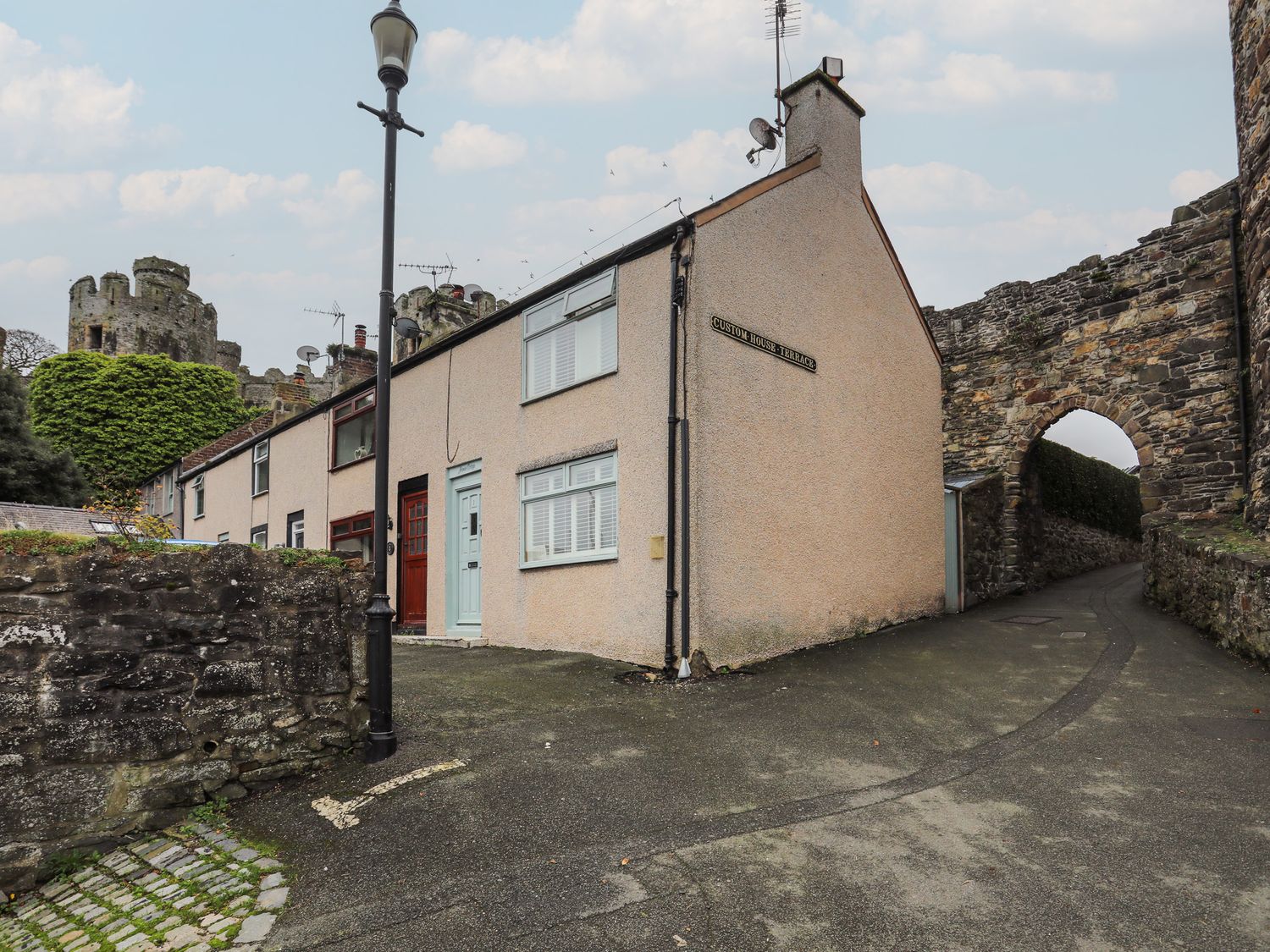 Jasmin Cottage, Wales