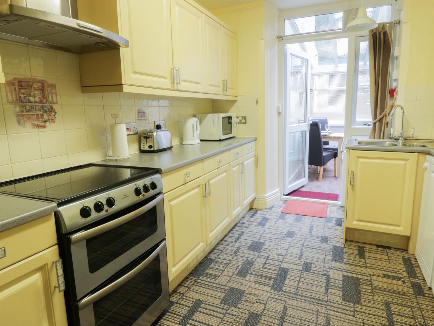 Ground Floor, North Wales
