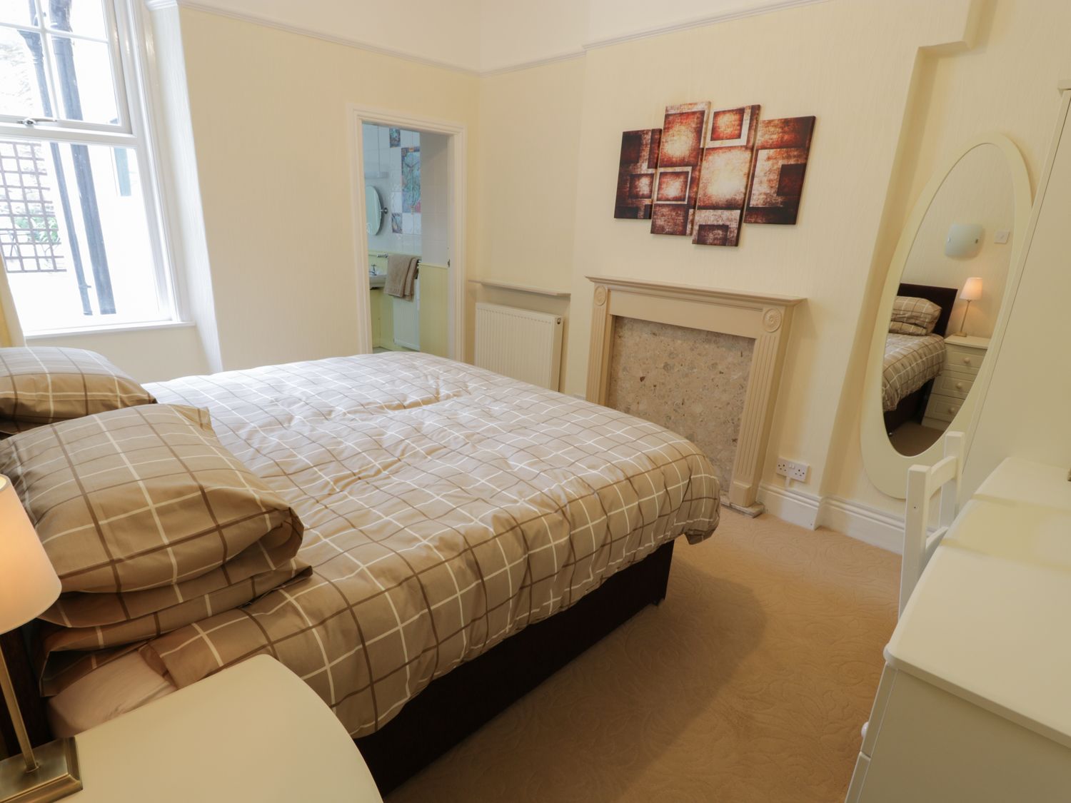 Ground Floor, North Wales