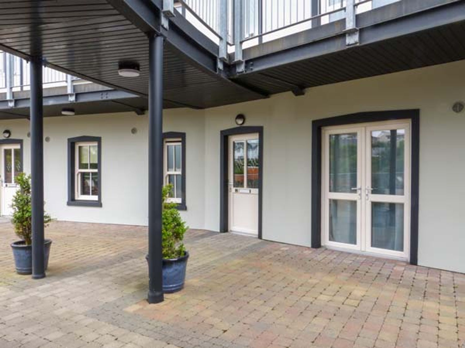Central Ardara Riverside Apartment, Ireland