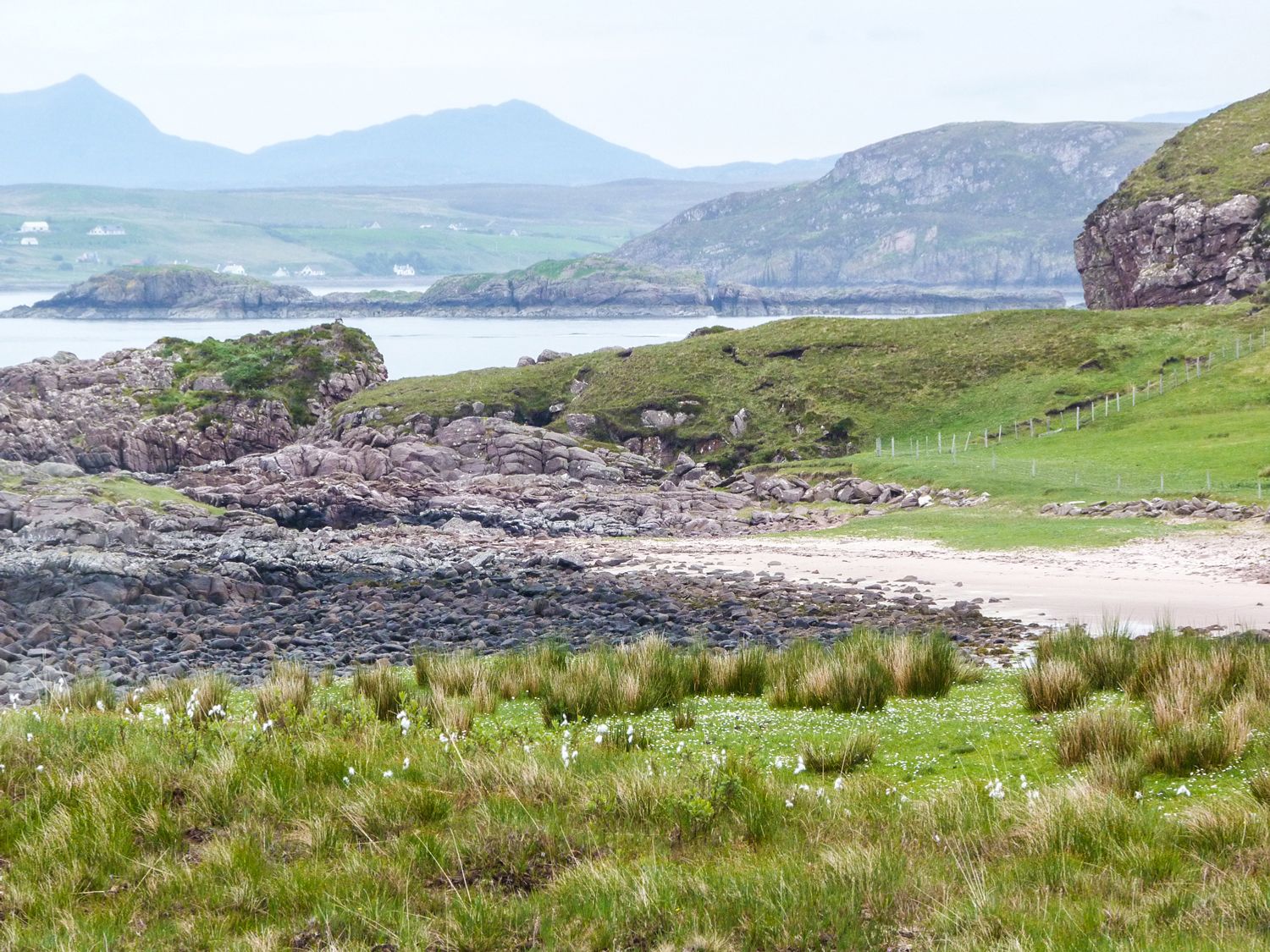 1 BAYVIEW BUNGALOW, Scotland, Scottish Highlands, Ross and Cromarty, Poolewe