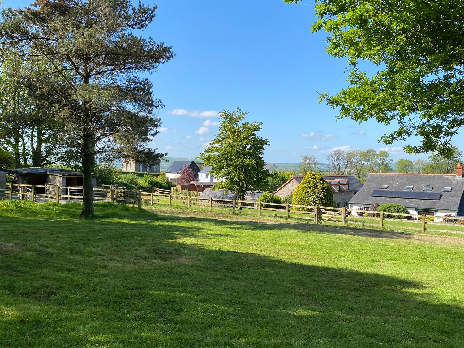 Ash Cottage, Newcastle Emlyn