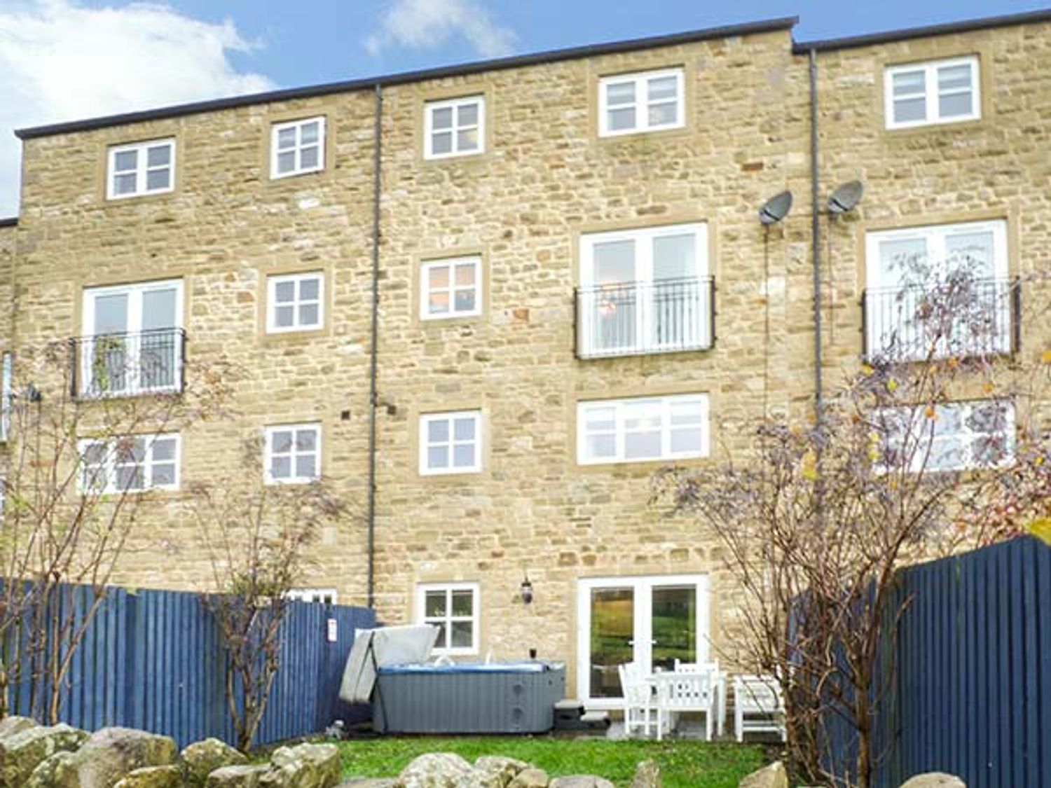 Pinnacle View Cowling ( Ref 945327 ) Holiday cottage in Cowling North Yorkshire