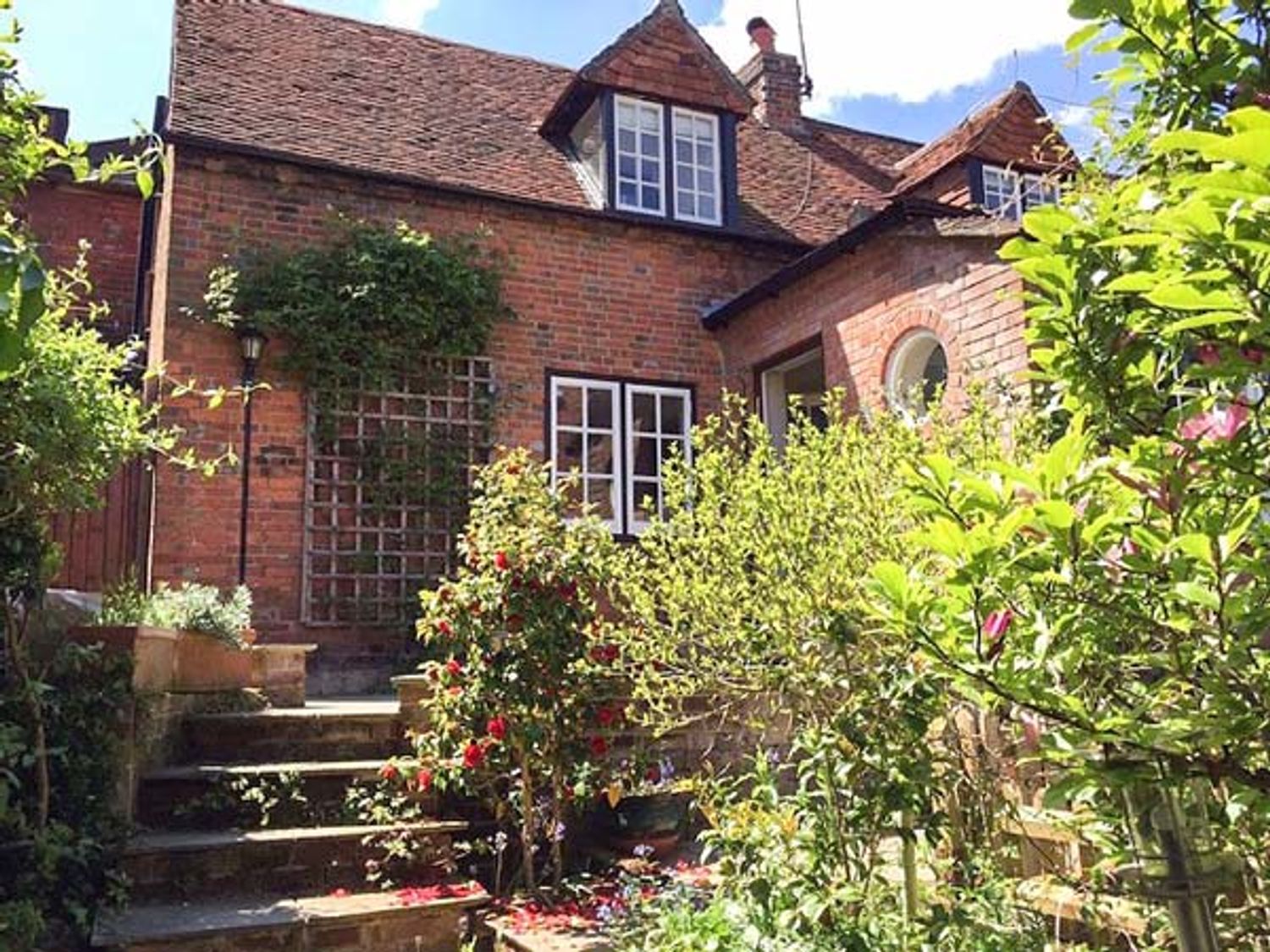 Quay Hill Studio Lymington South Of England Self Catering Holiday